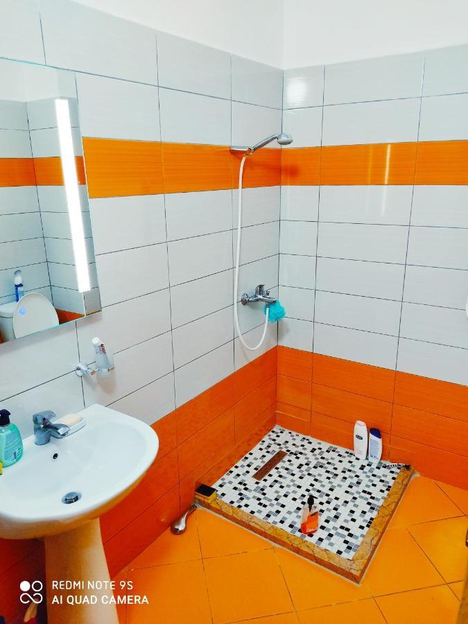 Vasos Apartment Durrës Esterno foto